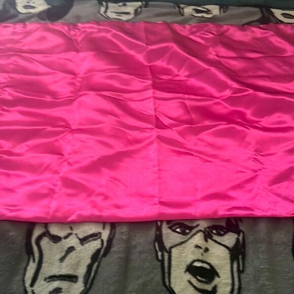 Juicy Couture Pink Pillowcase Cover - Picture 1 of 2